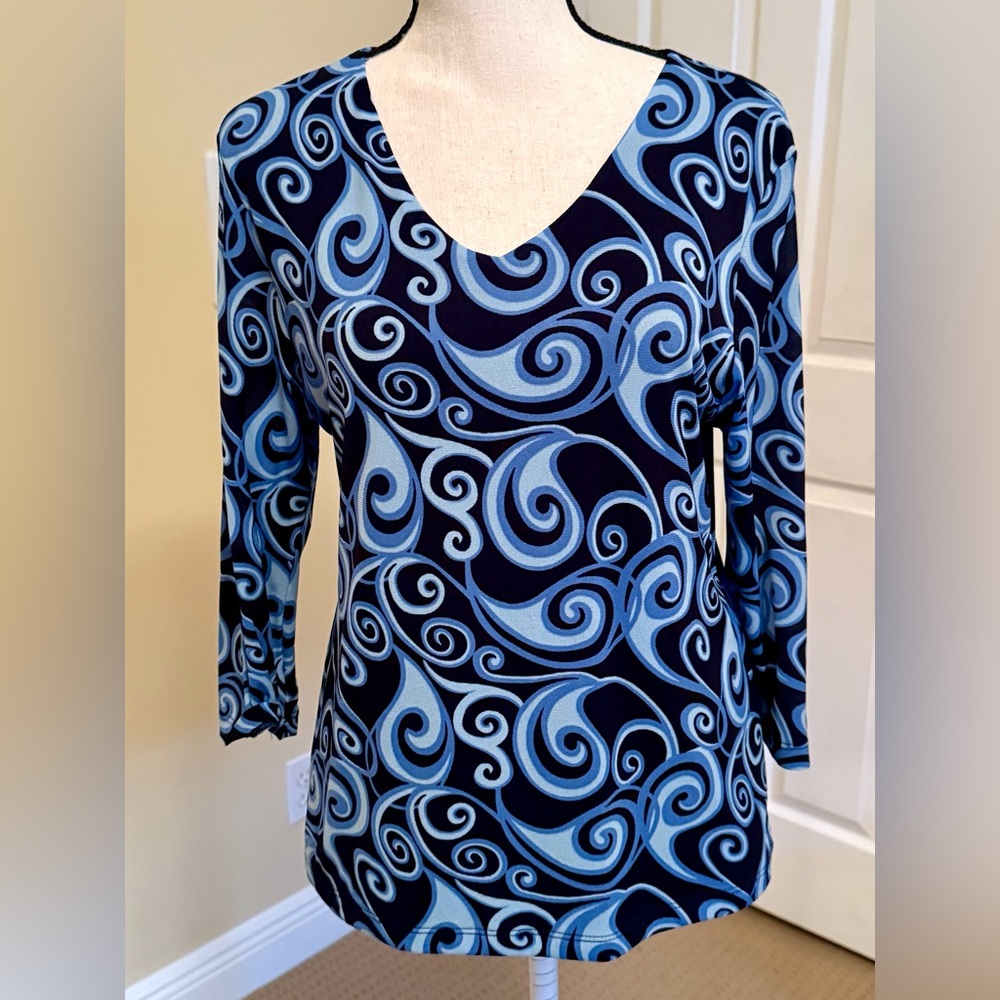 Style & Co. Navy and Light Blue Swirl V-Neck Long Sleeve Top, SZ SP